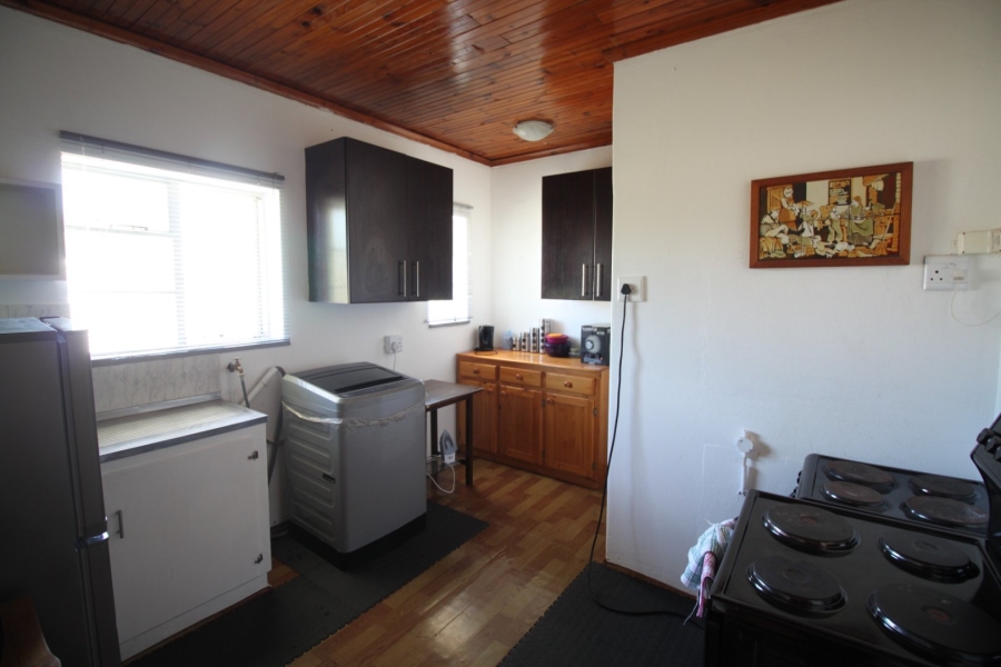 2 Bedroom Property for Sale in Perridgevale Eastern Cape